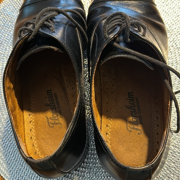 FLORSHEIM Francisco Black Leather Cap-Toe Oxfords - Picture 6 of 7